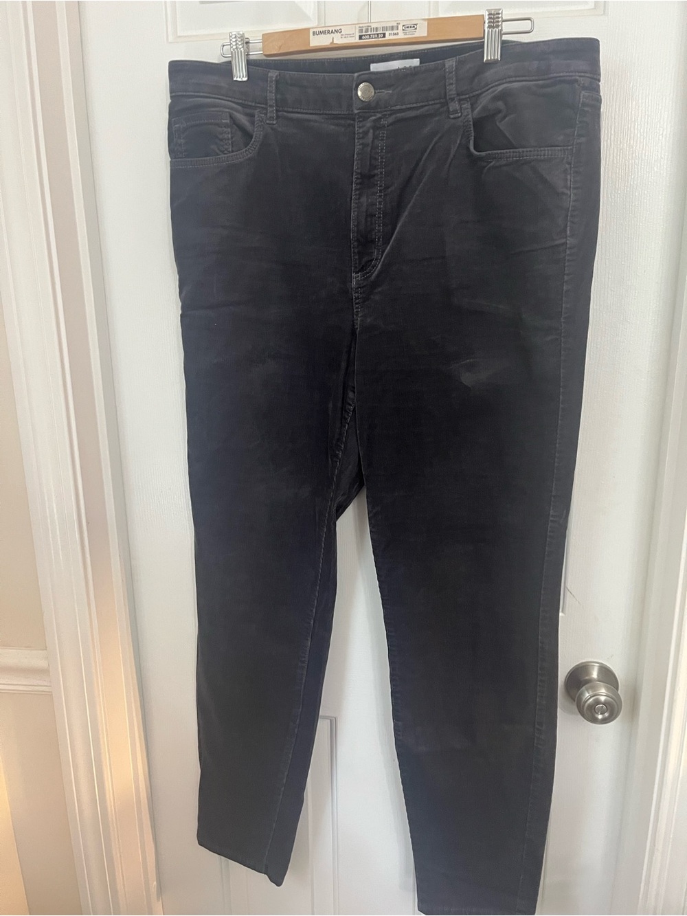 Women’s Soft Grey lSlim Straight Corduroy Jeans
